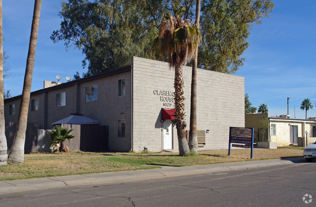 Building Photo - Claremont Apartments