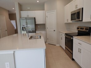 Building Photo - 13116 Annie’s Walk Dr