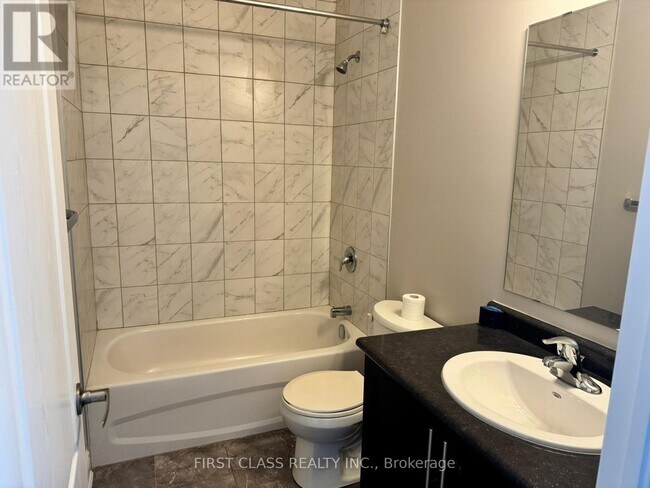 Building Photo - 9 Washburn Path