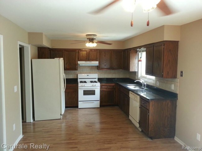 Foto del edificio - 8420 Annsbury Dr