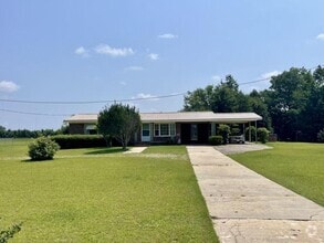 Building Photo - 3238 Shannon Rd