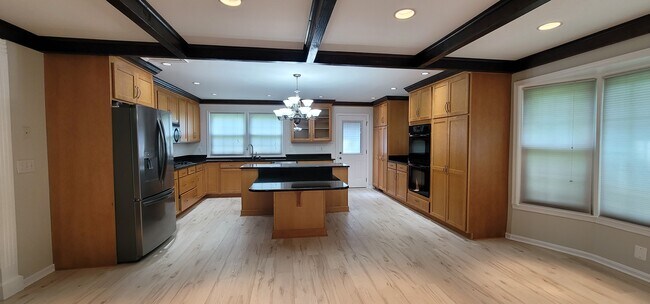 Foto del edificio - 12812 Bluet Ln