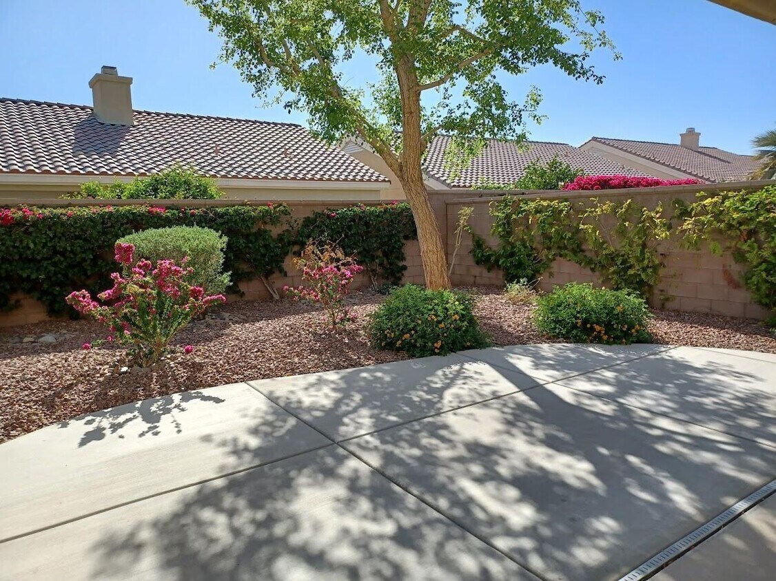 Primary Photo - 78791 Stansbury Ct