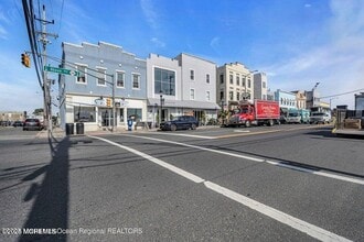 Building Photo - 1076 Ocean Ave
