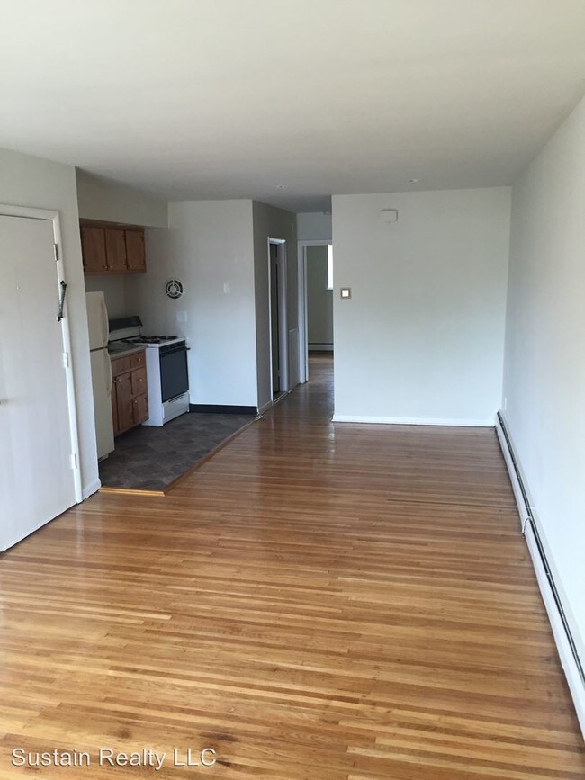 Foto del edificio - 7617 Rising Sun Ave