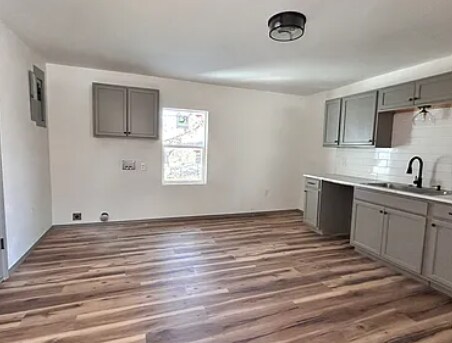 Foto del edificio - 3229 SE 16th St