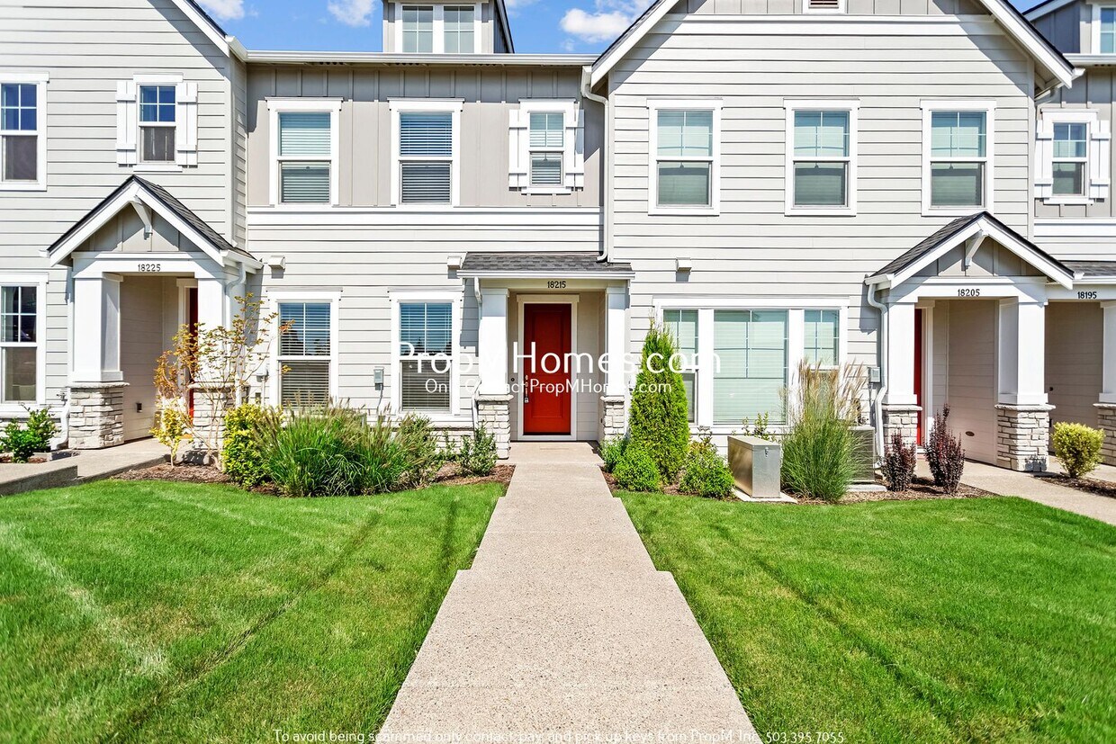 Primary Photo - New Luxury Townhome in South Cooper Mountain!