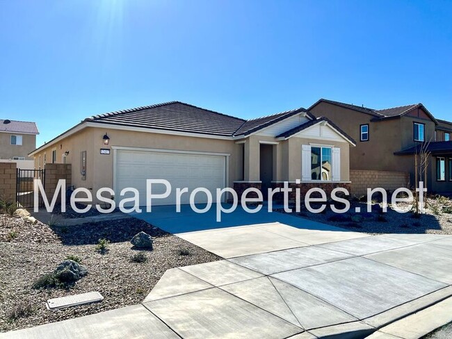 Building Photo - 12417 Pinos Verde Ln