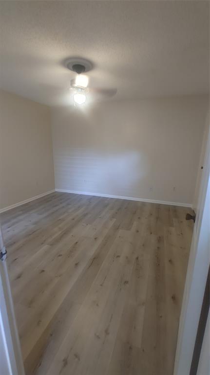 Building Photo - 10855 Meadowglen Ln
