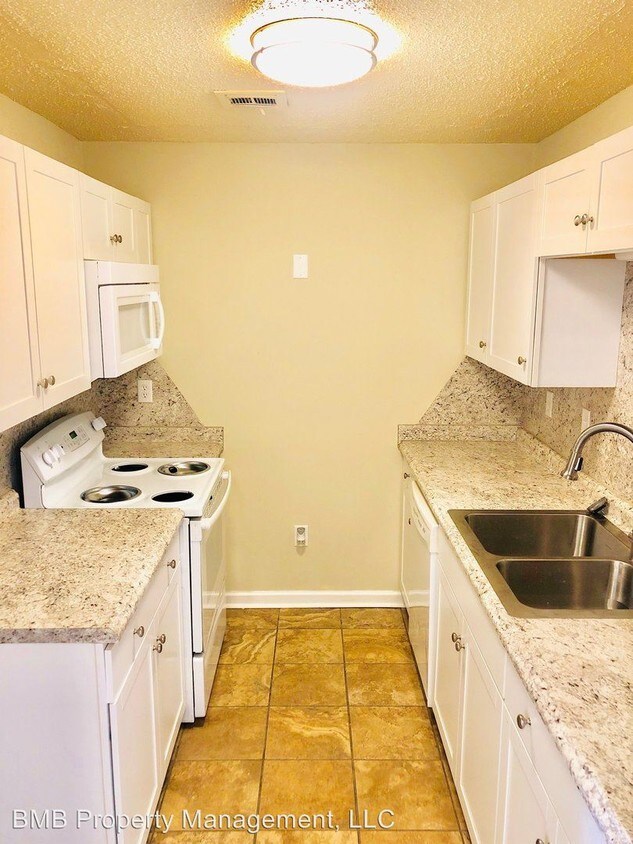 Foto principal - 2 br, 1 bath House - 126 Danya Court
