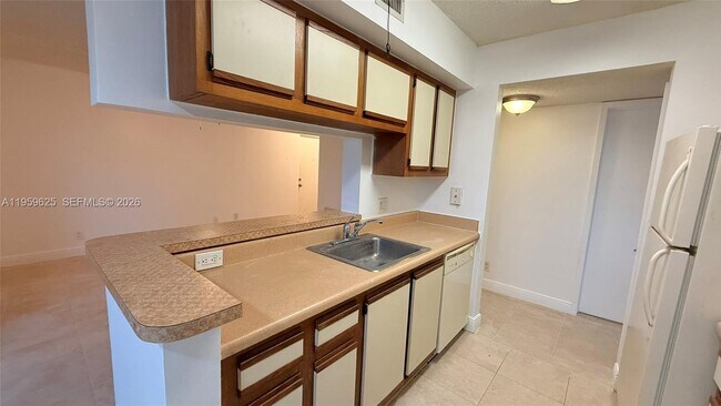 Foto del edificio - 5612 Rock Island Rd