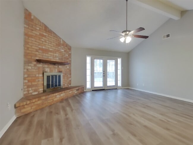 Building Photo - 3434 Deer Valley Dr