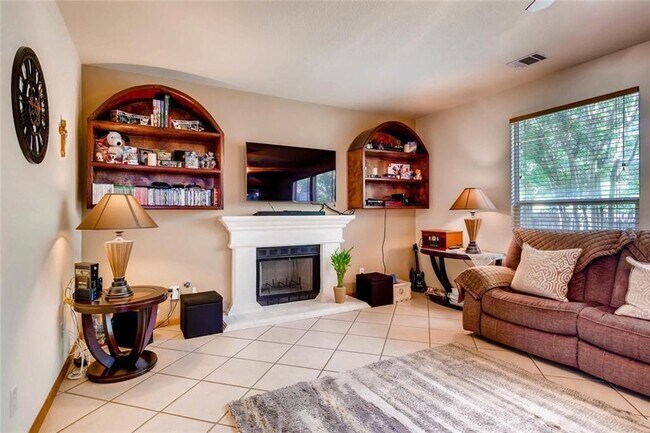 Building Photo - 14400 Ballycastle Trail