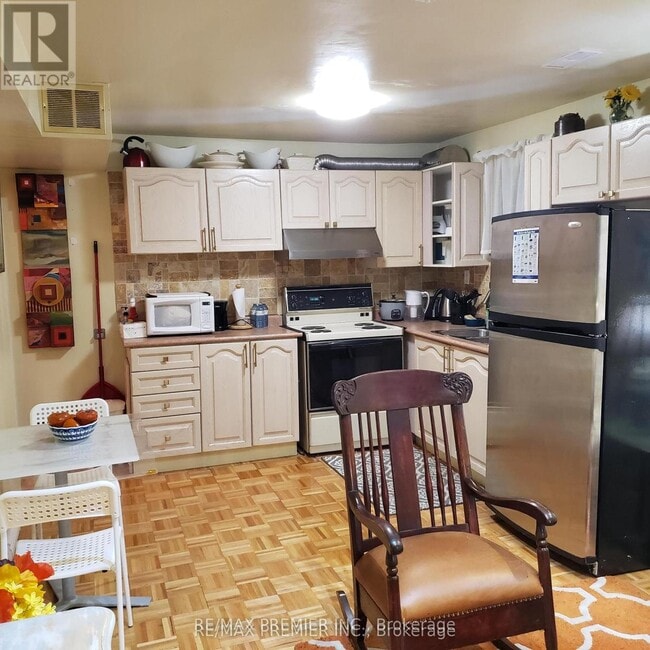 Building Photo - 28 Rotary Dr