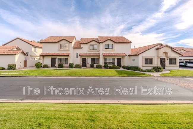 Building Photo - 2985 N Oregon St