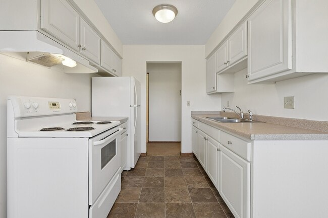 Building Photo - ReNew Meadow Lake