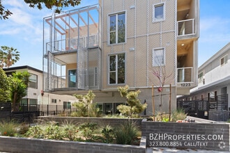 Building Photo - 1223 Hayworth Ave
