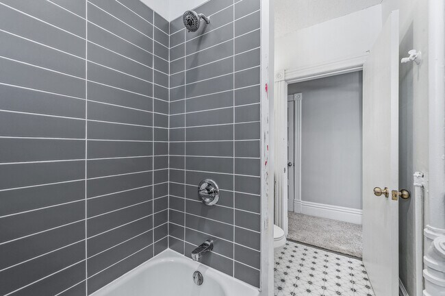 2nd floor bathroom - 811 Watson Ave