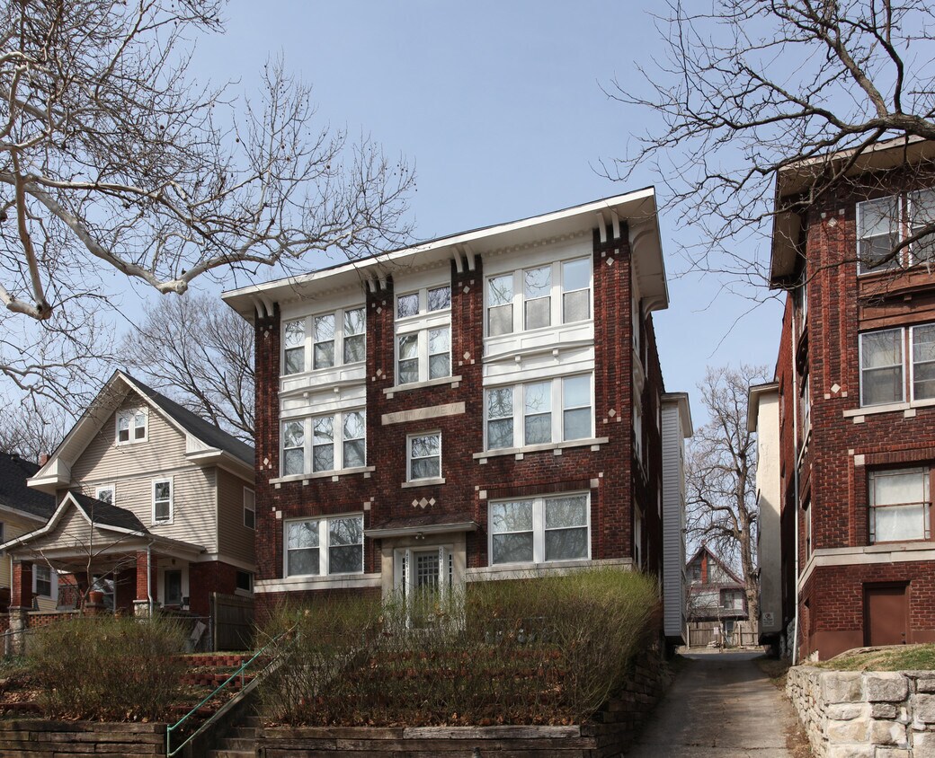 42244226 Harrison Street Apartments in Kansas City, MO