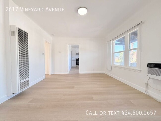 Photo - 2617 Vineyard Ave Apartment