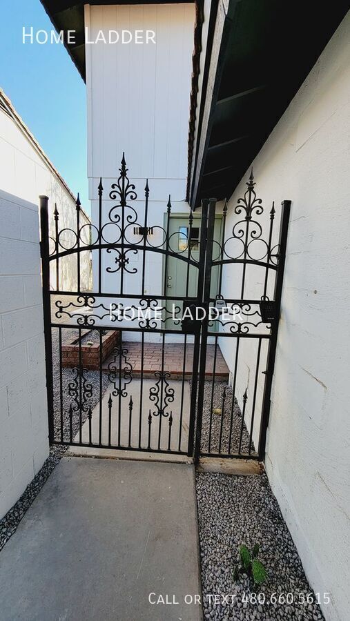 Foto del edificio - 4907 W Crocus Dr