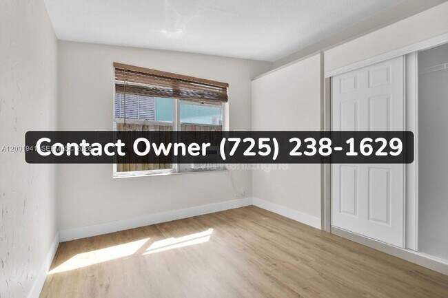 Foto del edificio - 2425 Key Largo Ln