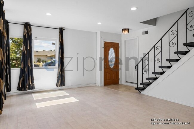 Foto del edificio - 6810 Houston St