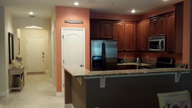 Building Photo - 35 Riverview Bend S