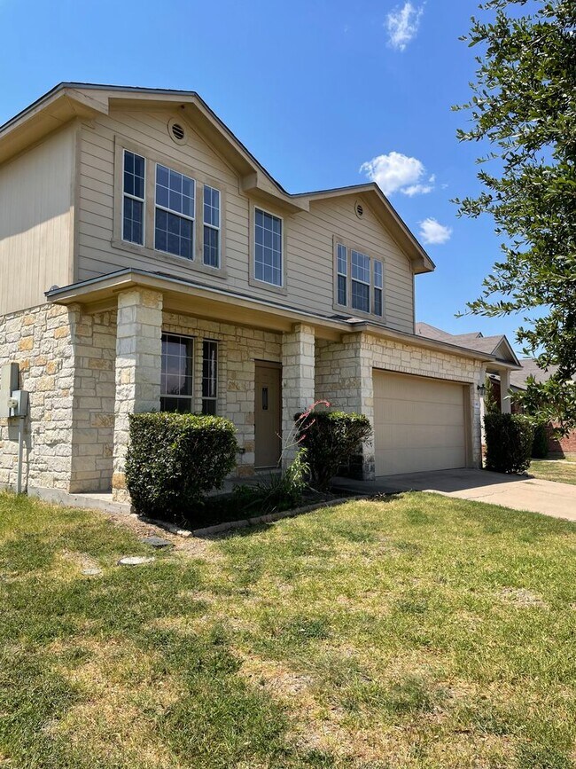 Foto del edificio - Available Now! Bright & Spacious 3BR/2.5BA with Loft and Two-Car Garage in Sendero Springs