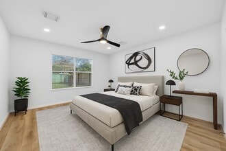 Building Photo - 17422 Bending Post Dr