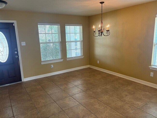 Building Photo - 1531 Darfield Ct