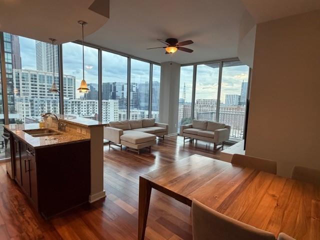Foto del edificio - 855 W Peachtree St NE