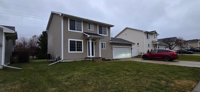 Foto del edificio - 1564 Nine Iron Dr