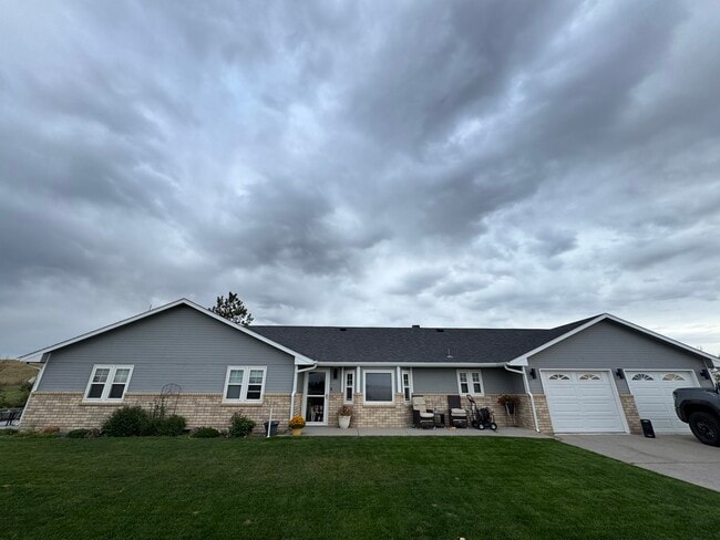 Building Photo - 1840 Road 124