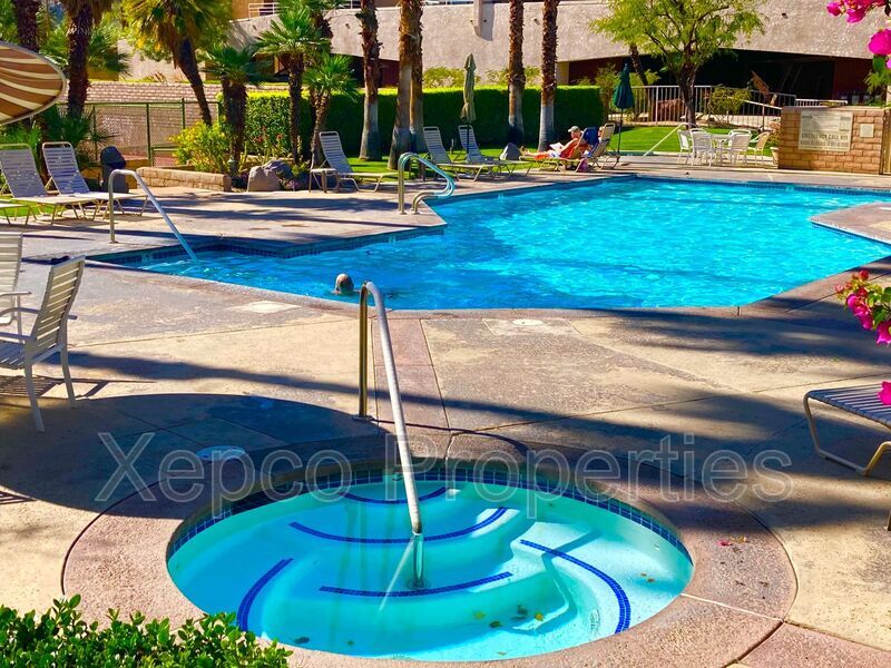 467 S Calle El Segundo Unit D14, Palm Springs, CA 92262 Condo for