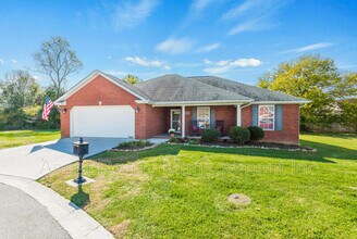 Building Photo - 801 Colonial Estates Way