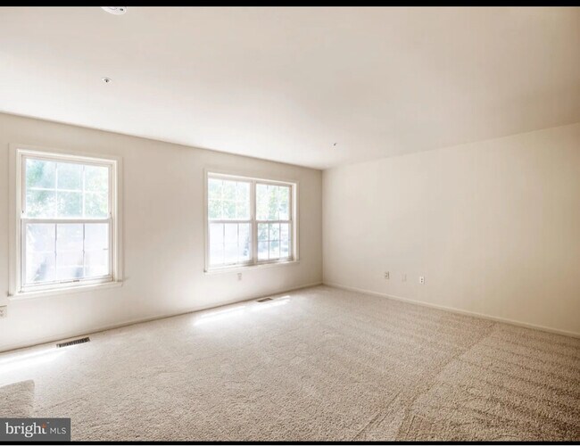 Building Photo - 13706 Captain Marbury Ln