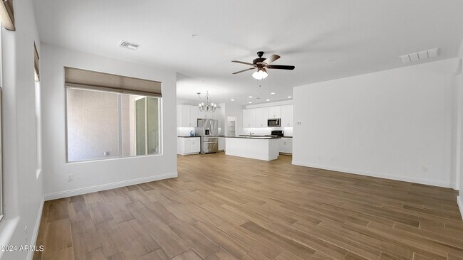 Foto del edificio - 20698 W Legend Trail