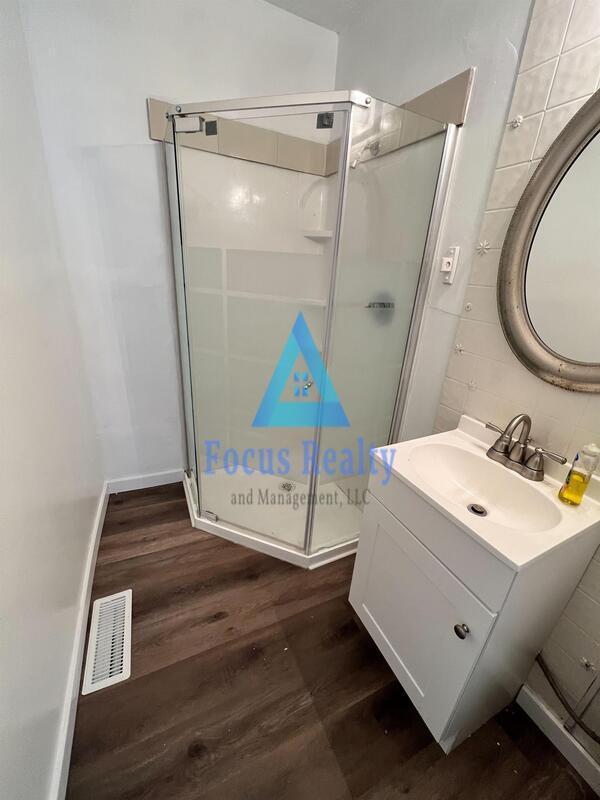 817 N Columbus St, Lancaster, OH 43130 Condo for Rent in Lancaster