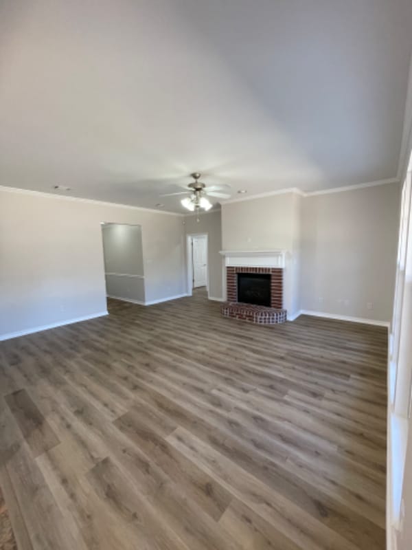 Building Photo - 1670 Williamsburg Dr