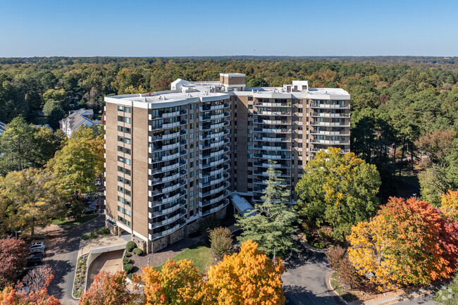 2956 Hathaway Rd - Hathaway Tower