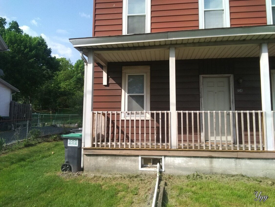 5054 S Kittatinny Rd Unit 54, Lehighton, PA 18235 Room for Rent in