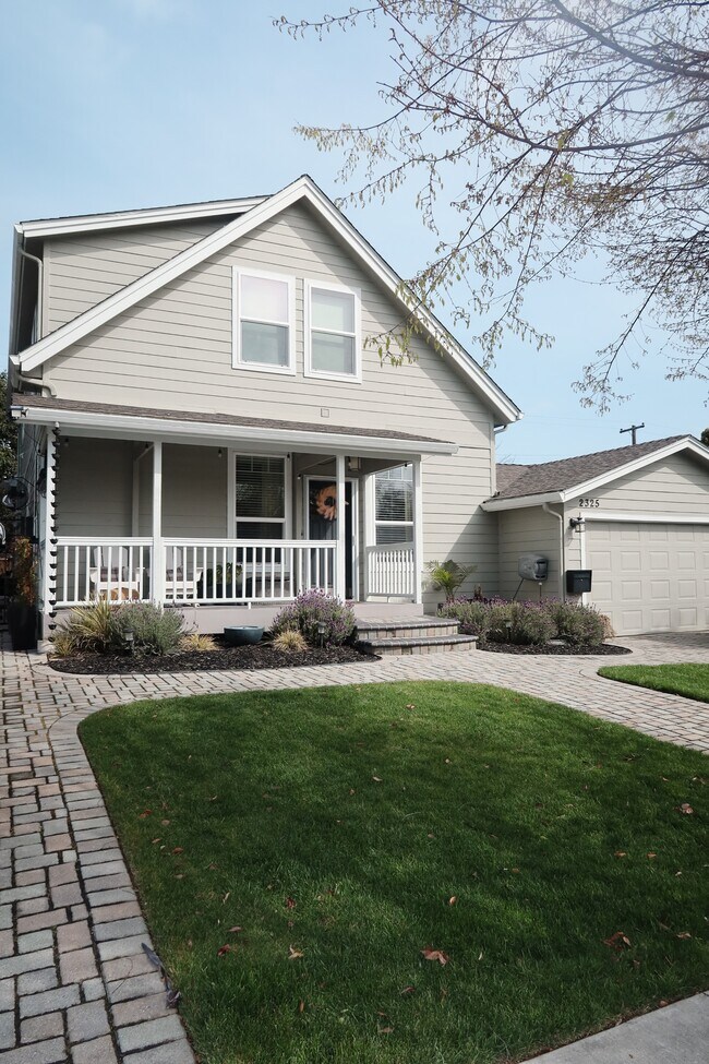 Building Photo - 2325 Cherrystone Dr