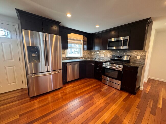 Foto del edificio - 34 Braman St