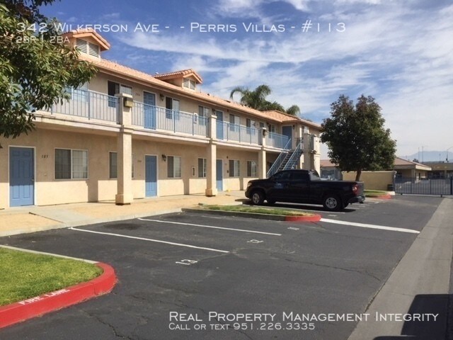 Building Photo - 2 bedroom 2 bath apartment in Perris