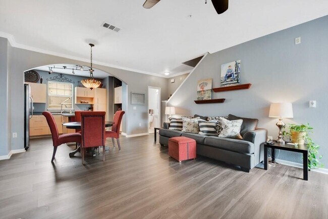 Foto del edificio - 11203 Ranch Rd 2222