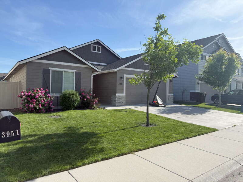 Foto principal - 3951 W Newland St