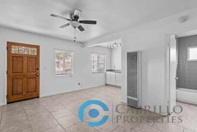 Foto del edificio - 2110 Bacon St