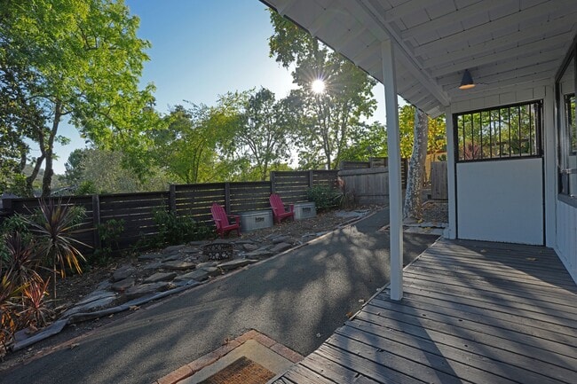 Building Photo - 5644 Sonoma Hwy