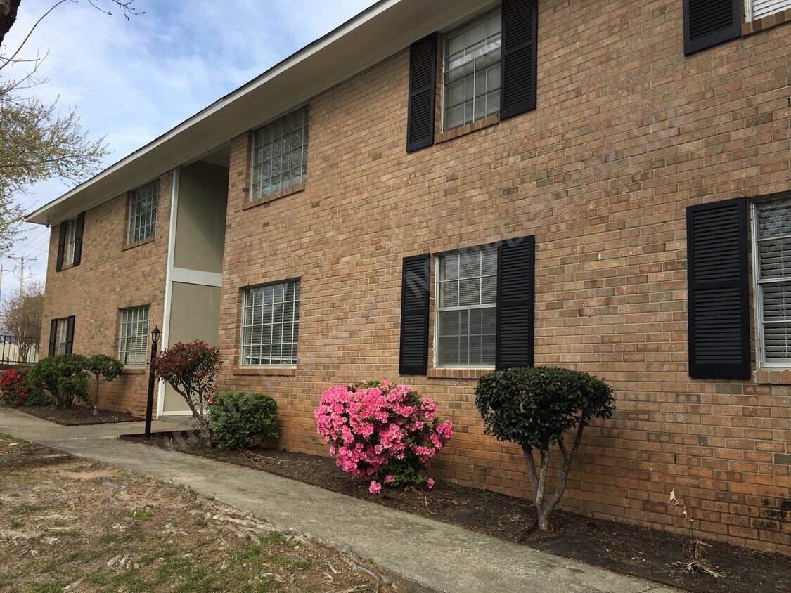 Foto principal - 2915 Hope Ave